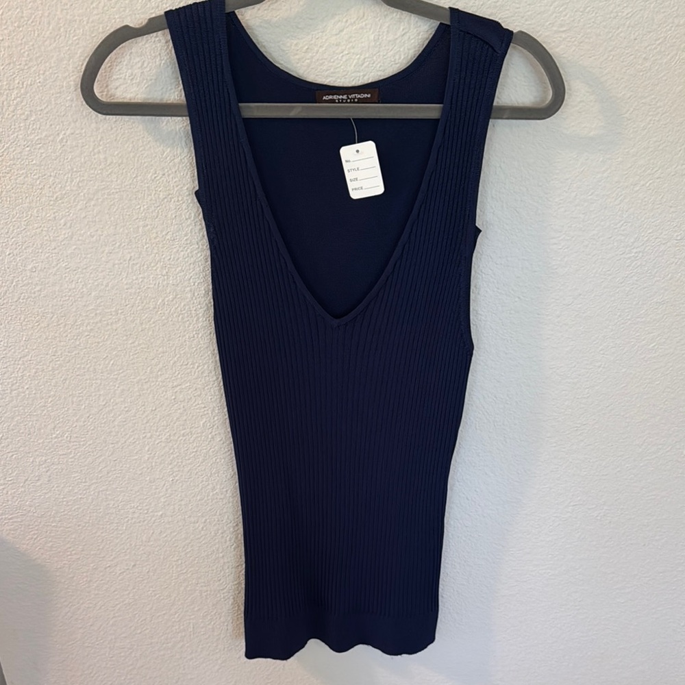 Adrienne Vittadini Fitted Blue Tank Top